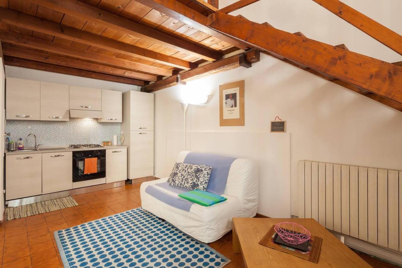 Appartamento Ai Salici เวโรนา ภายนอก รูปภาพ